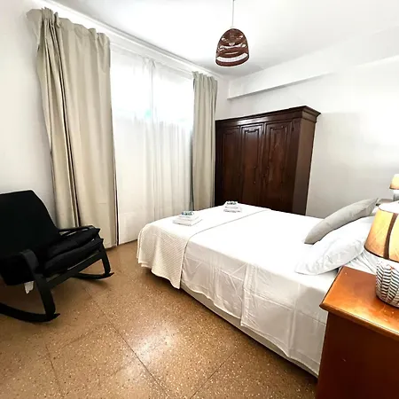 Laura Nest Daire Terracina
